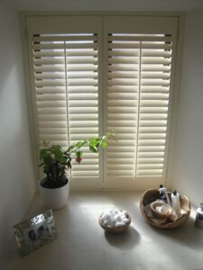 bathroom shutters 09