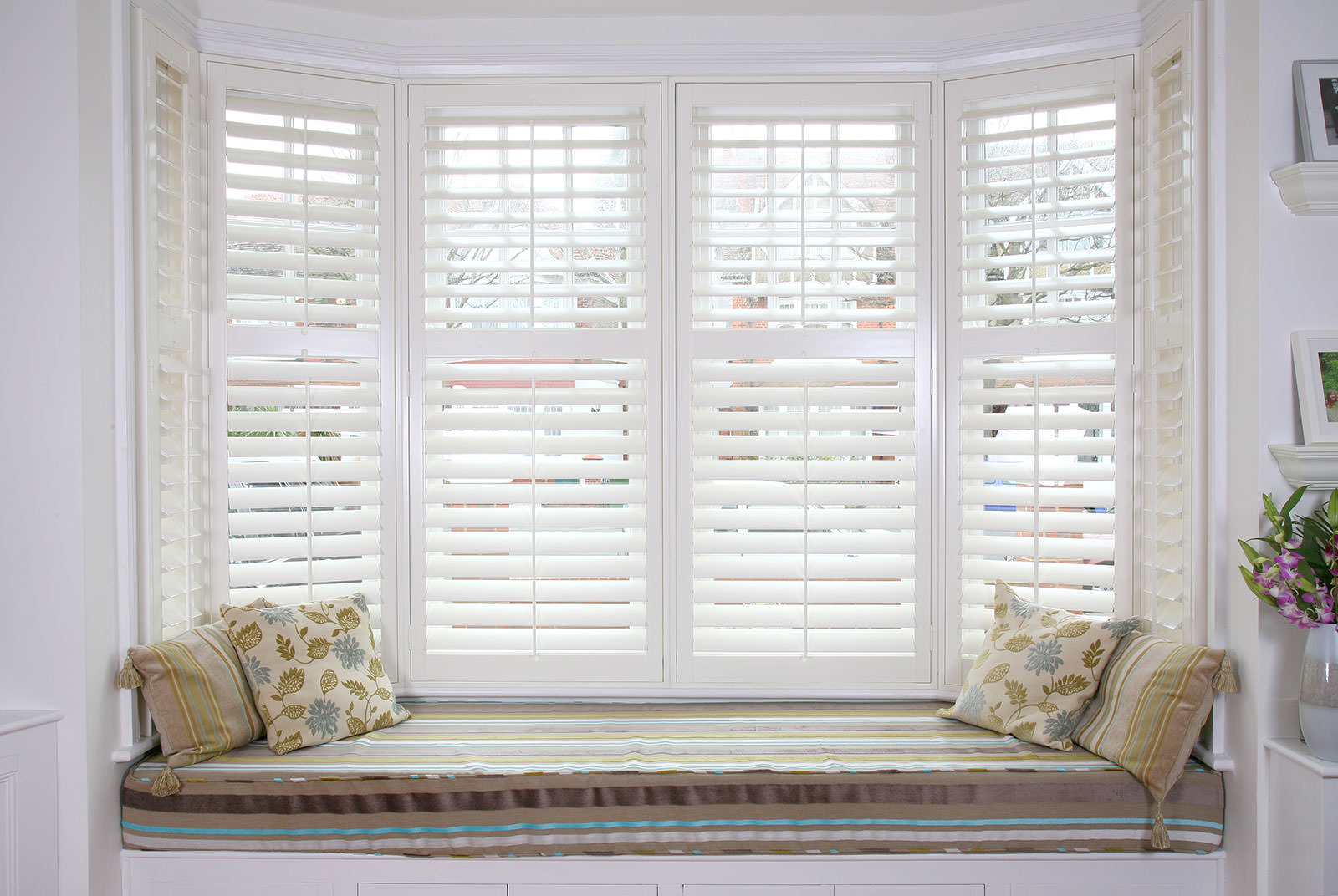 living room shutters 01